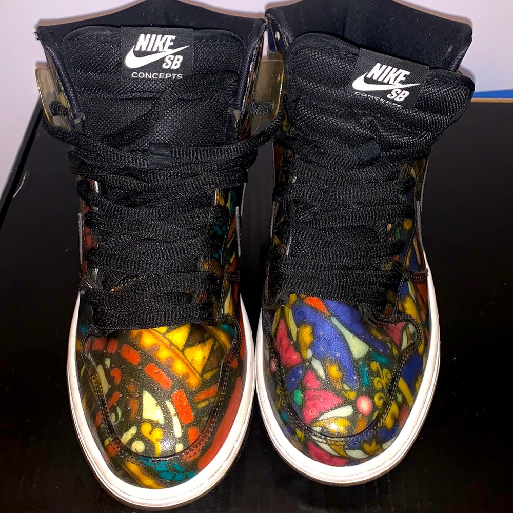Nike Dunk SB High stained glass worn only a few times still in great condition